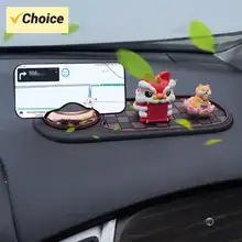 משטח לרכב נגד החלקה עם מחזיק לפלאפון