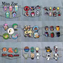 סיכות אמייל מצוירות, נזיר קטן, מצחיק, מתנה לחברים