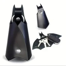 מחזיק מפתחות עור PU לרכב - מתנה לגבר