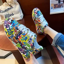 נעלי ספורט נשים מצוירות גרפיטי - 2024 אופנתיות