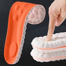 סוליות ספורט לטקס - תמיכה, בלימת זעזועים ונוחות