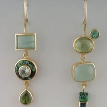 עגילי טיפה עגולים לאישה- אבני חן ירוקות גיאומטריות