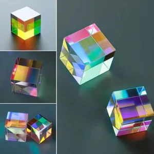 קוביית קריסטל אופטית - משחק אור וצבעים למשרד