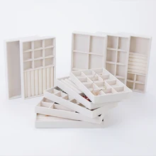 קופסת תכשיטים קטיפתית - מגש תכשיטים בז׳