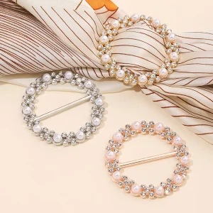 אבזם צעיף ממתכת - פנינים וקריסטלים לאישה