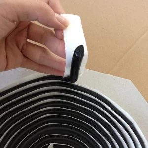 איטום פנסים לרכב - דבק בוטיל לאטימה והתקנה מחדש