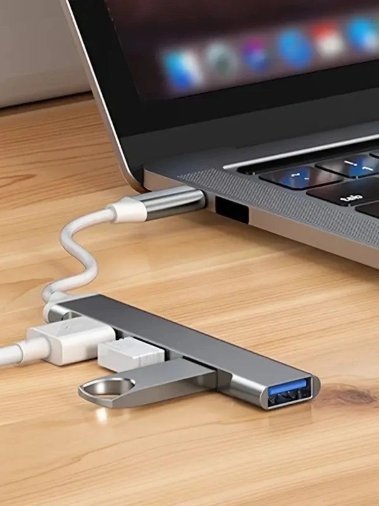 מפצל USB C 4 פורטים - מתאם למחשב נייד