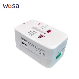 מתאם USB אוניברסלי - מטען נסיעות בינלאומי