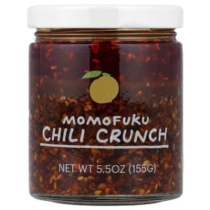 Momofuku Chilli Crunch - פתיתי צ'ילי חריפים 155 גרם